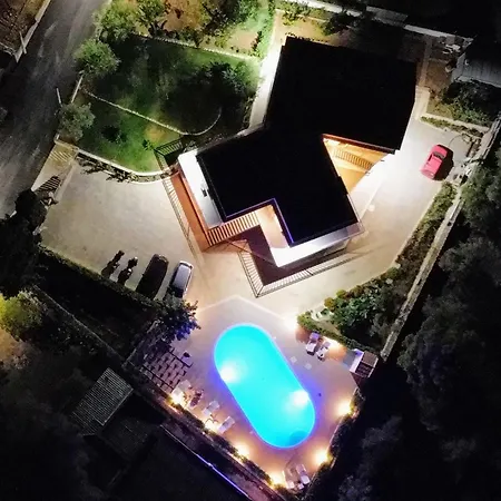 Bed & Breakfast Cristian 2*